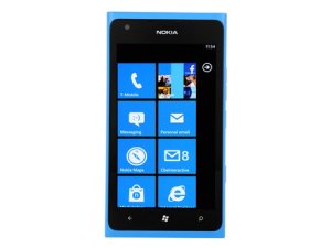 440x330-nokia-lumia-900-front